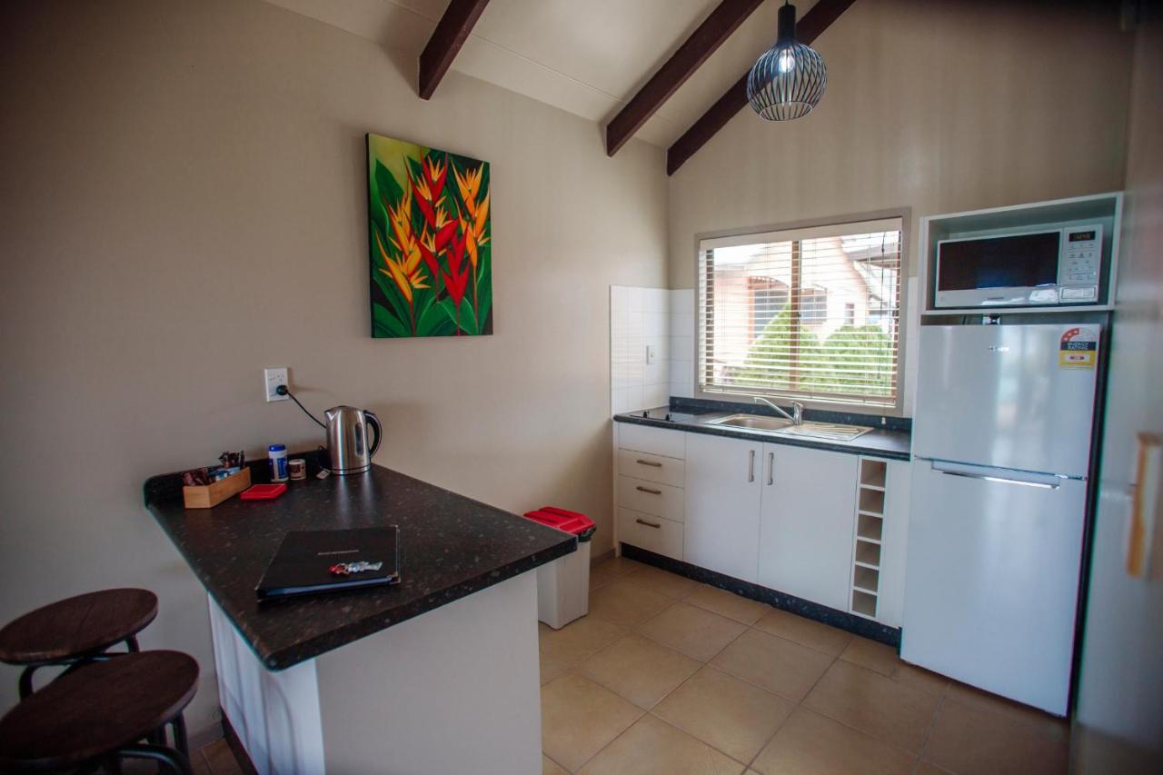 Nikao Beach Bungalows Раратонга Экстерьер фото