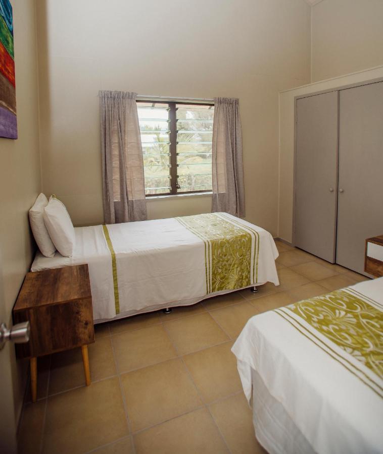 Nikao Beach Bungalows Раратонга Экстерьер фото